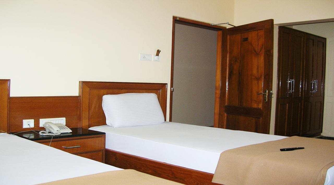 Hotel Athidhi Residency Tirupati Exterior foto