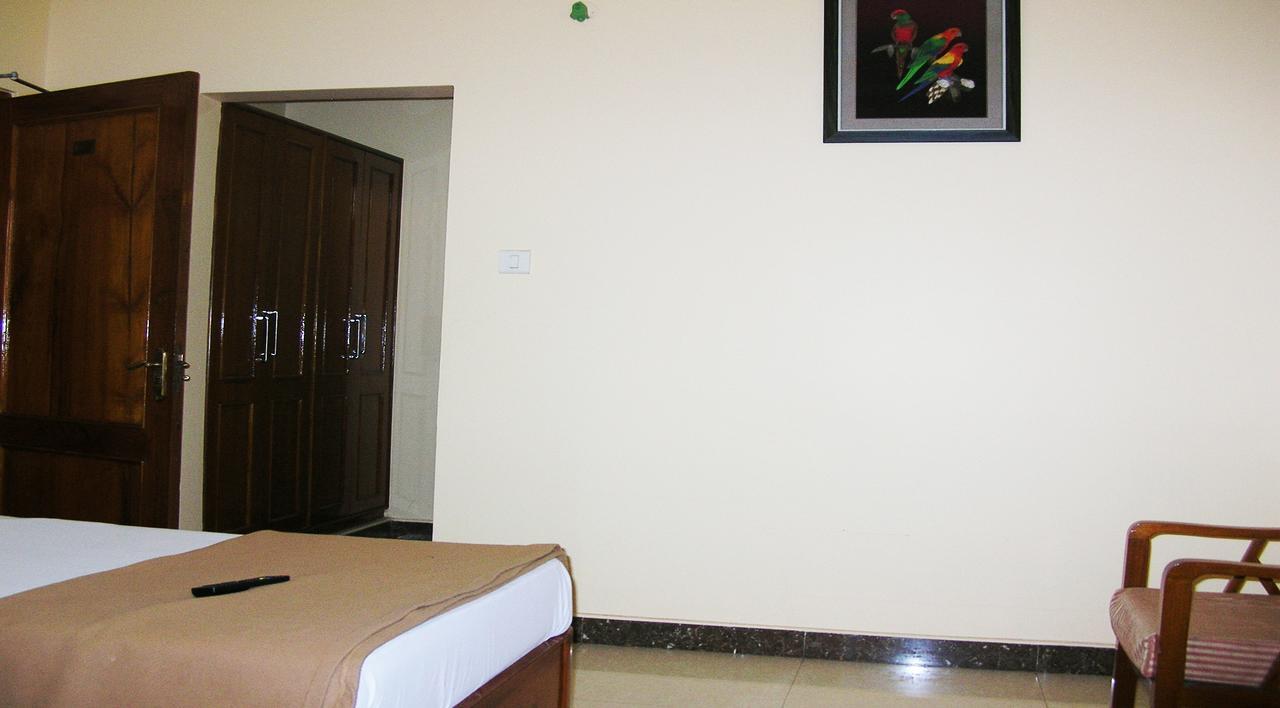 Hotel Athidhi Residency Tirupati Exterior foto